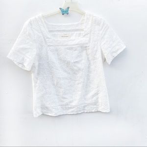 Solitaire White Embroidered Top sz small